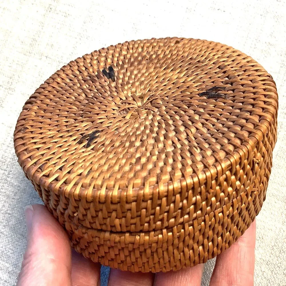 Vintage Bali Basket Round Handwoven Ata Rattan Trinket Box Jewelry with Lid